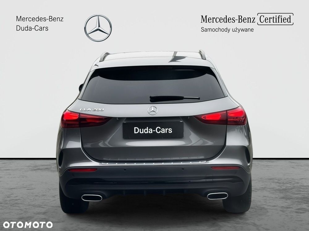 Mercedes-Benz GLA - 6