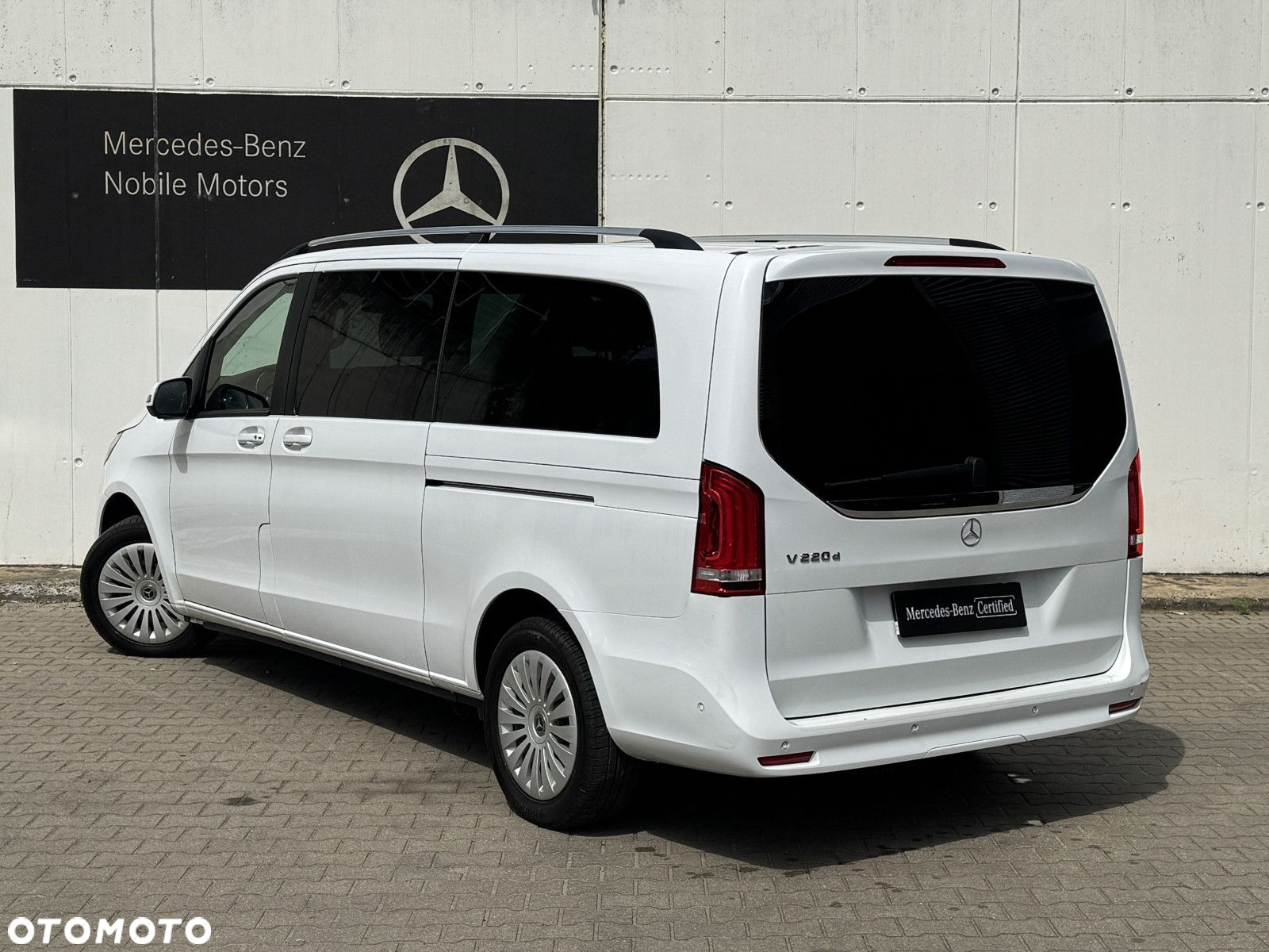 Mercedes-Benz Klasa V - 3