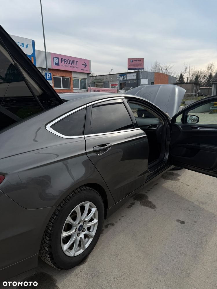 Ford Mondeo 2.0 TDCi ECOnetic Titanium - 9