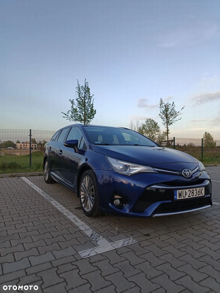 Toyota Avensis 2.0 Prestige MS - 9