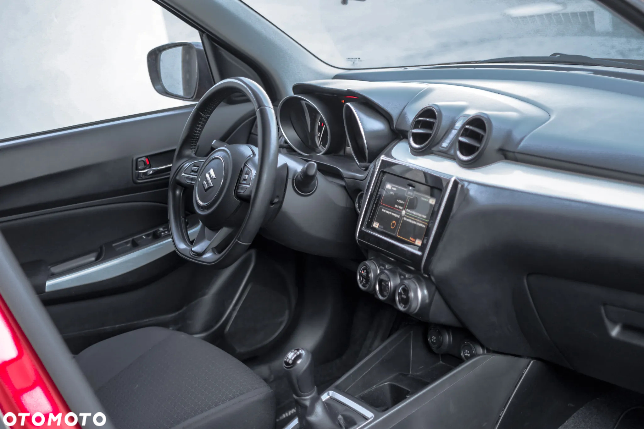 Suzuki Swift 1.0 T SVHS Elegance - 10