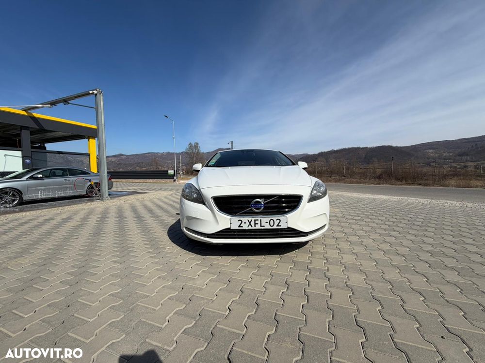 Volvo V40 D4 VEA Momentum - 10