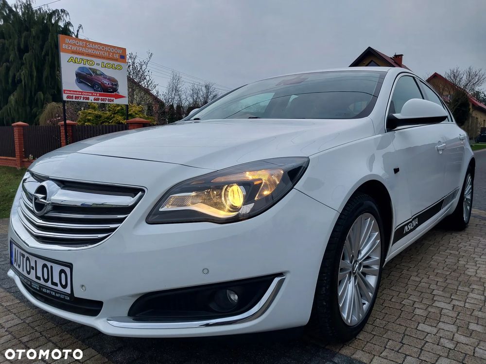 Opel Insignia - 1