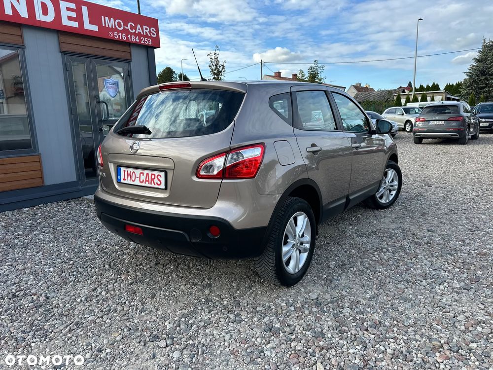 Nissan Qashqai - 4