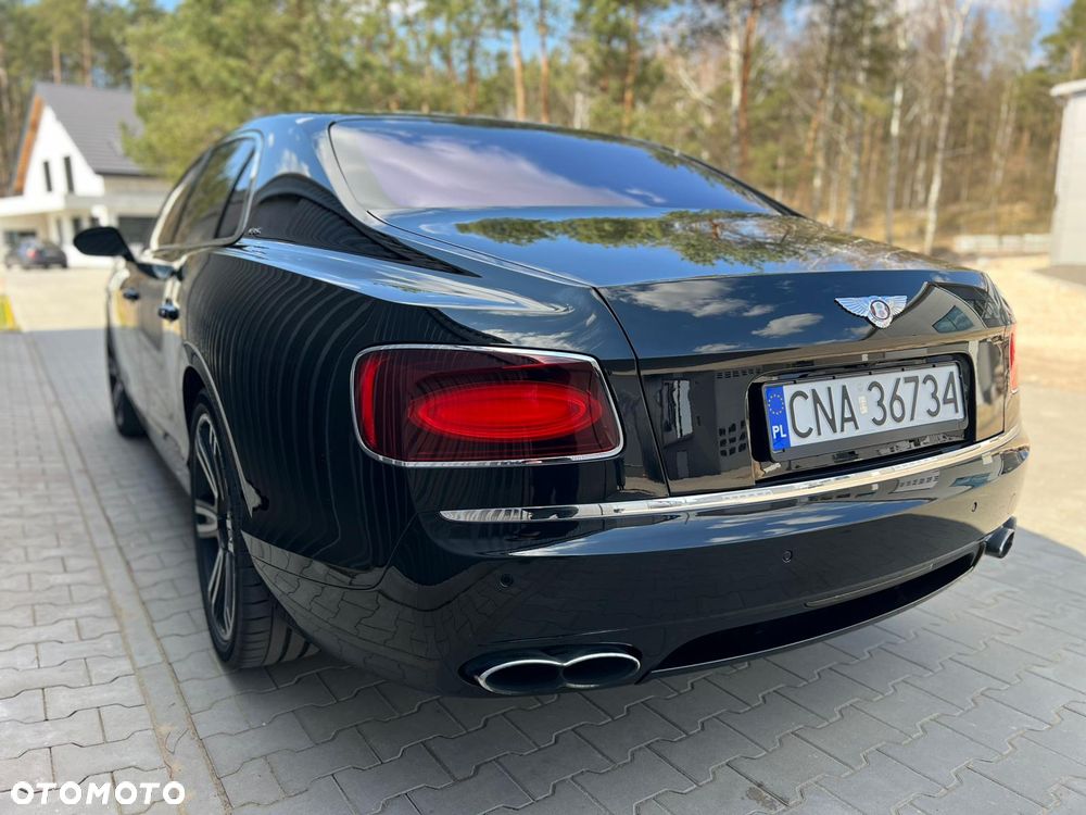 Bentley Flying Spur V8 S - 7