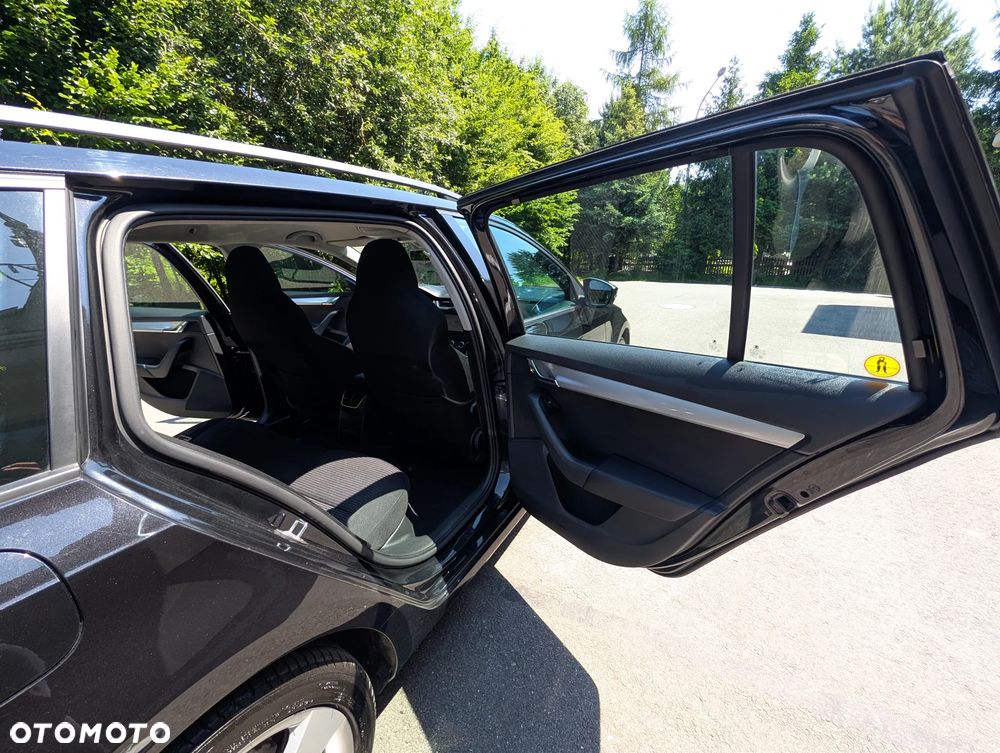Skoda Octavia 2.0 TDI Style DSG - 27