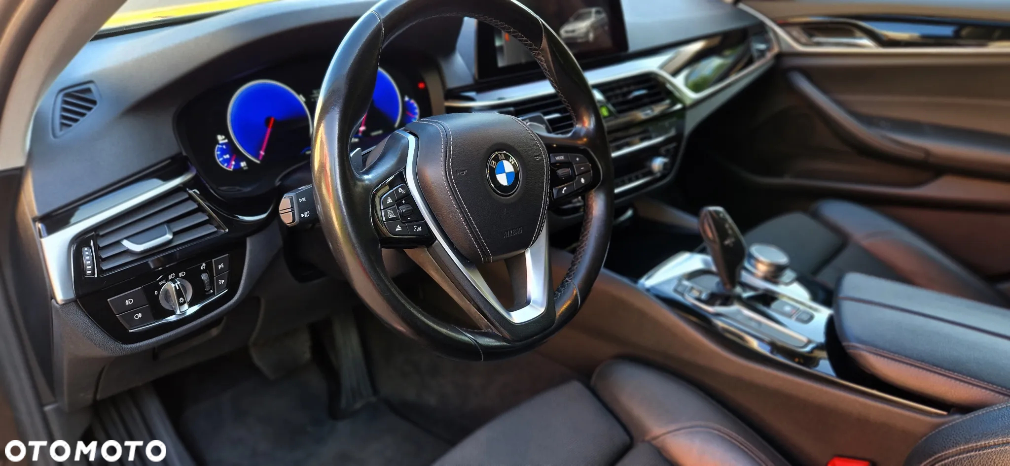 BMW Seria 5 520d Touring Sport Line - 16