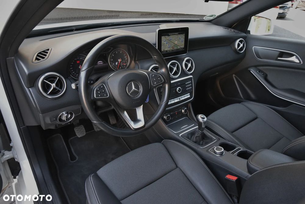 Mercedes-Benz Klasa A 180 Style - 15