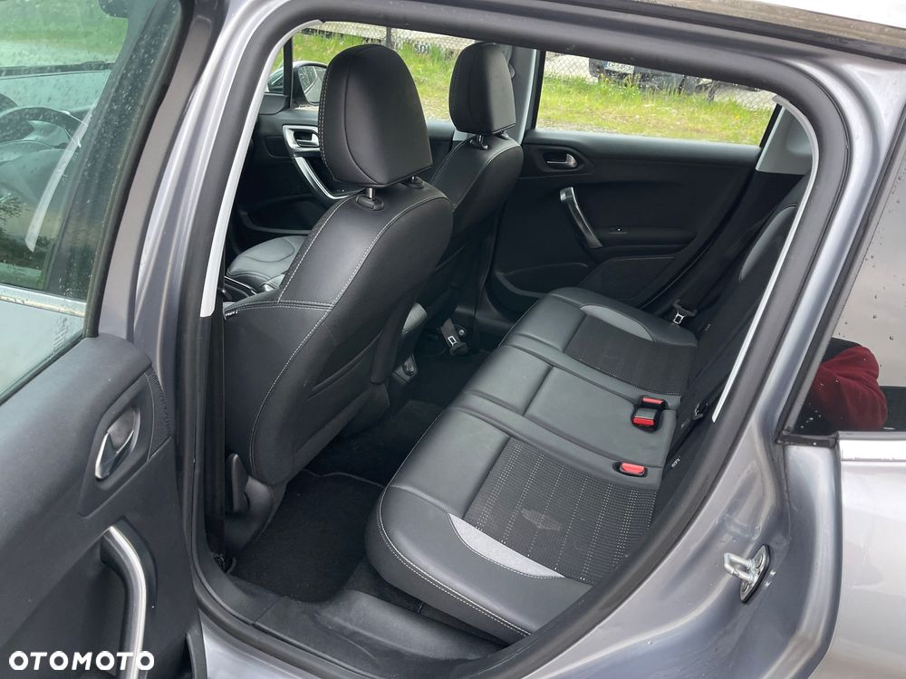 Peugeot 2008 PureTech 110 Stop&Start Active - 11