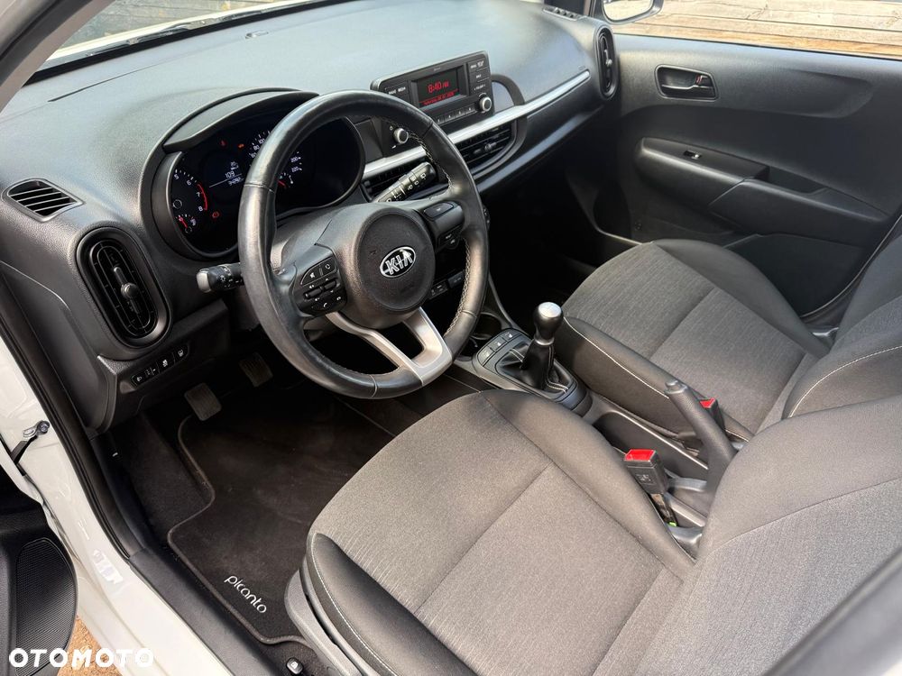Kia Picanto 1.0 L - 12