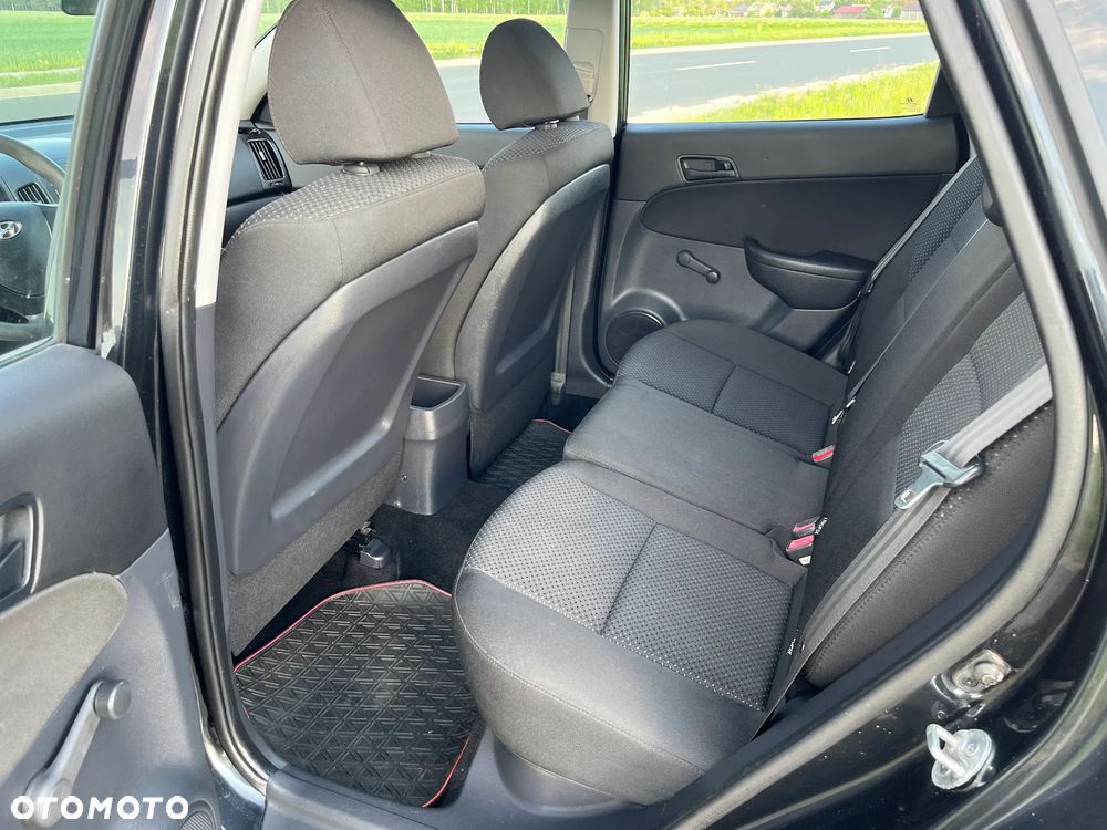 Hyundai i30 1.4 Blue Classic - 14