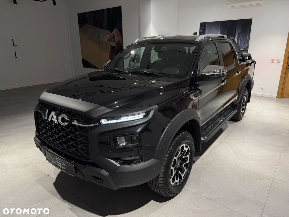 JAC T9 - 8