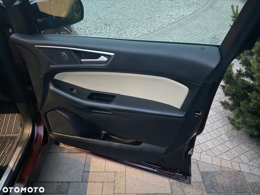 Ford Edge - 19
