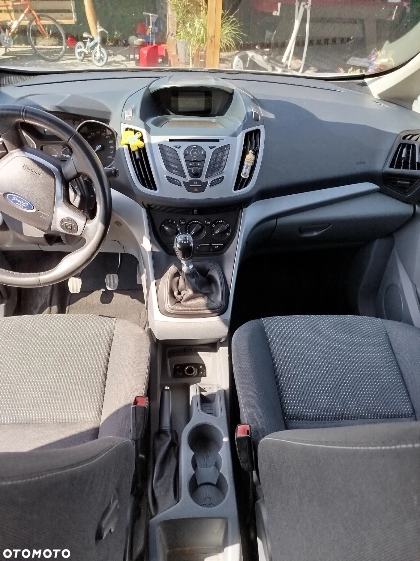 Ford Grand C-MAX - 10