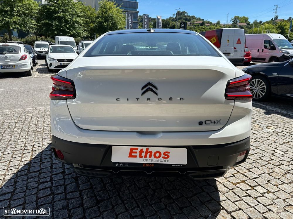 Citroën e-C4 X - 4