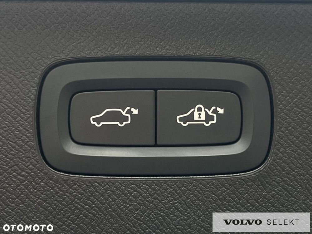 Volvo XC 90 - 34