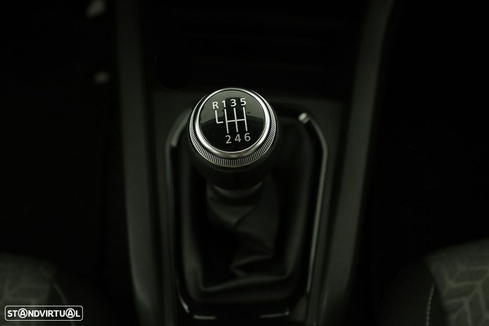 Renault Clio 1.0 TCe Evolution - 11