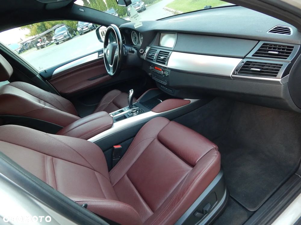 BMW X6 xDrive40d - 8