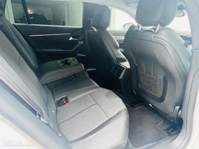 Peugeot 508 SW 1.5 BlueHDi Allure EAT8 - 12