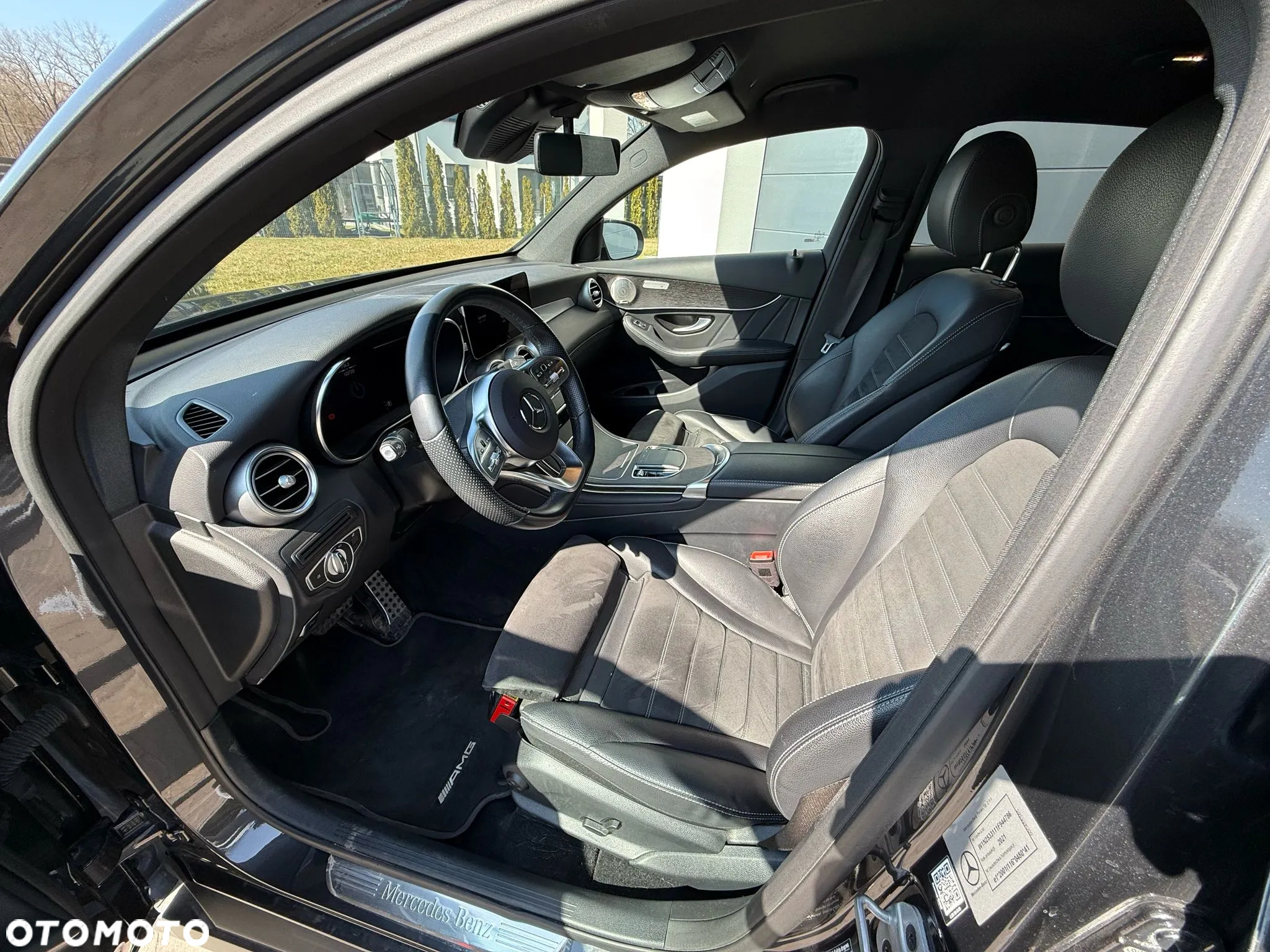 Mercedes-Benz GLC - 17