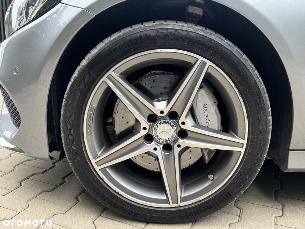 Mercedes-Benz Klasa C 250 (BlueTEC) d 4Matic 7G-TRONIC AMG Line - 21