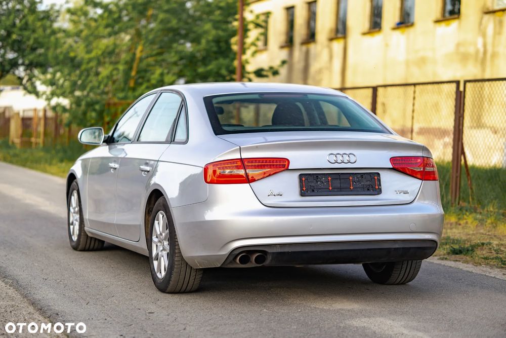 Audi A4 Limousine - 19