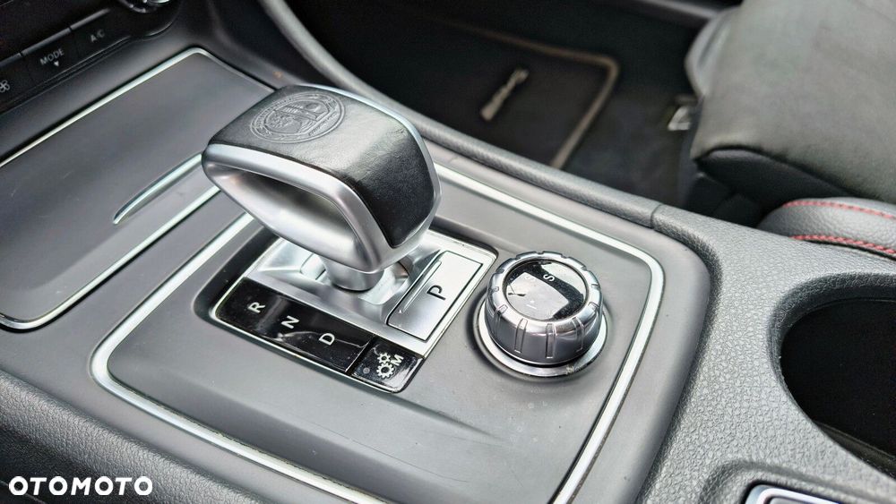 Mercedes-Benz GLA - 29