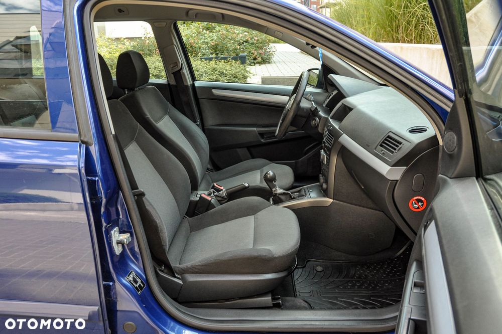 Opel Astra - 11