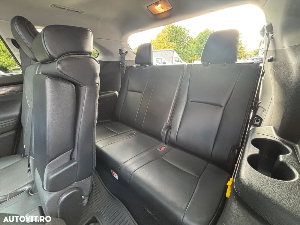 Toyota Highlander 2.5 L Dynamic Force 248CP Luxury Metallic - 10