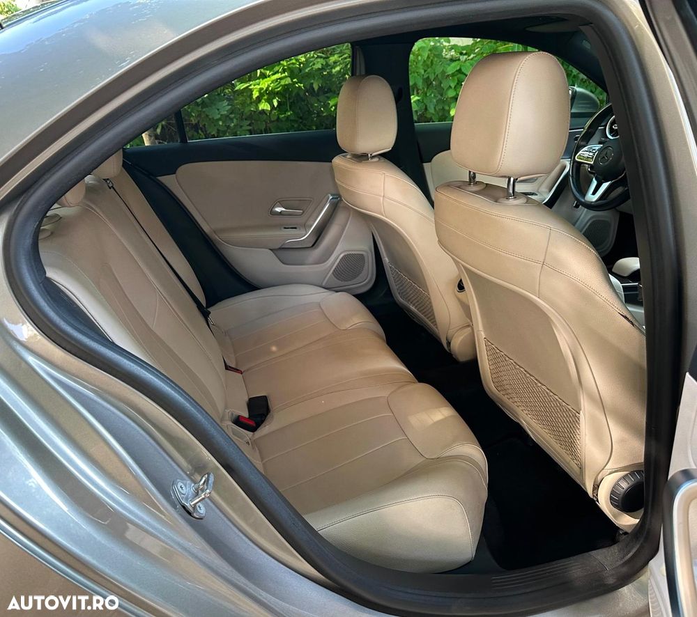 Mercedes-Benz A 180 d Aut. - 10