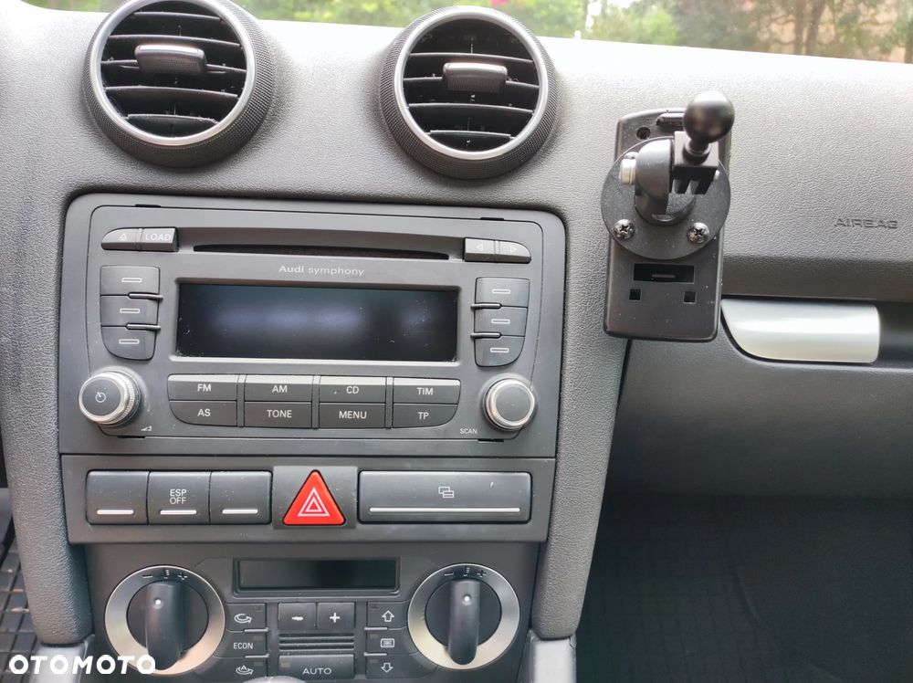Audi A3 3-drzwiowe 1.6 Attraction - 5