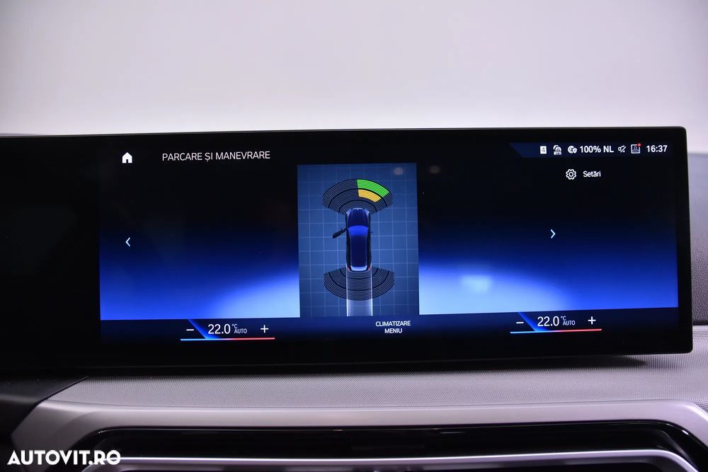 BMW Seria 3 318i Touring Aut. - 19