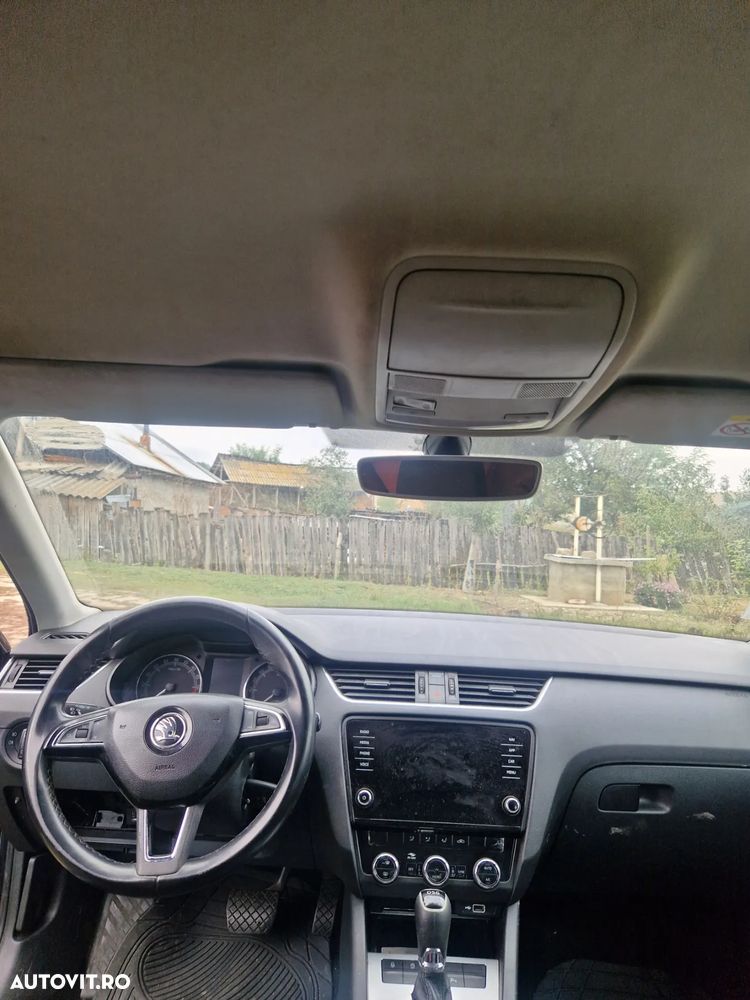 Skoda Octavia 1.6 TDI DSG Ambition - 9