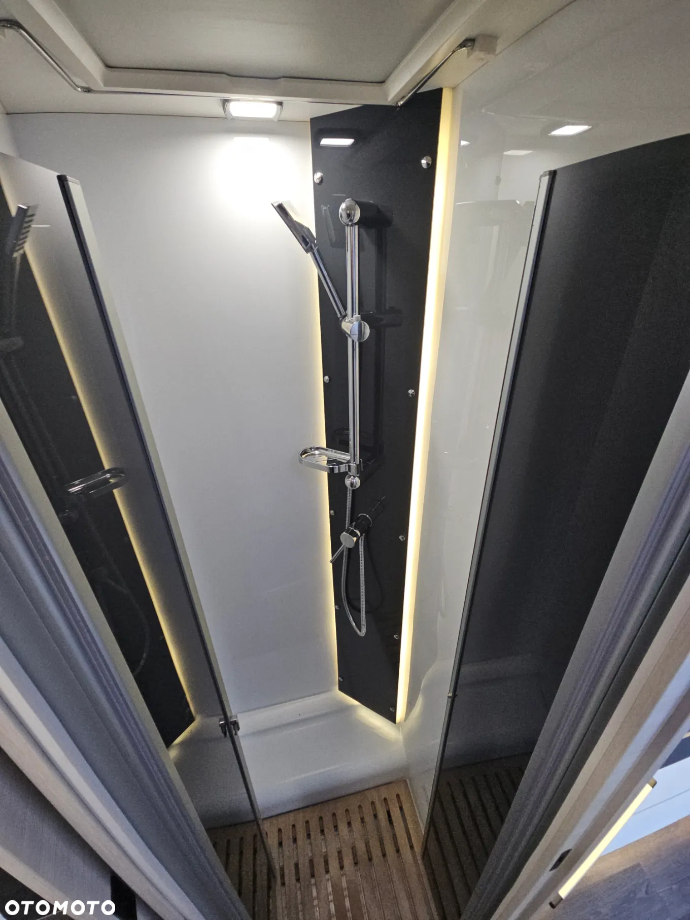 Challenger Chausson 788 Titanium Automat 2022 2.0 170KM - 8