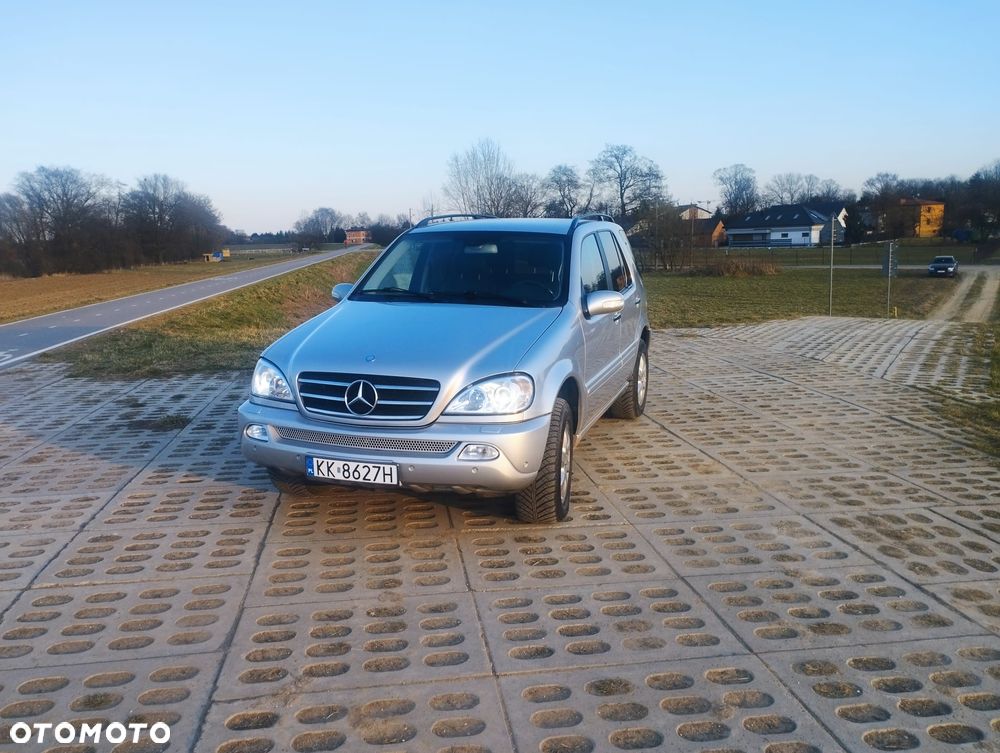 Mercedes-Benz ML 500 - 2