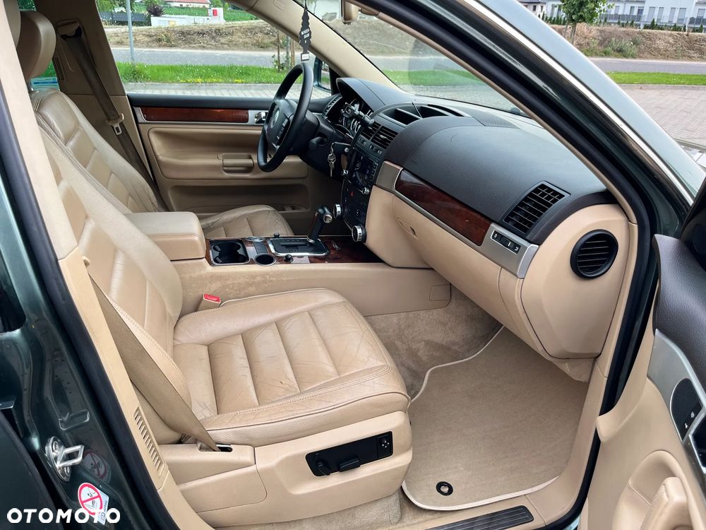 Volkswagen Touareg 3.2 V6 Automatik - 19