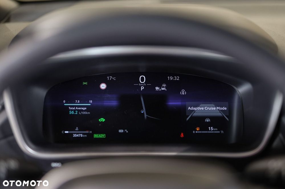 Toyota Corolla Cross - 28