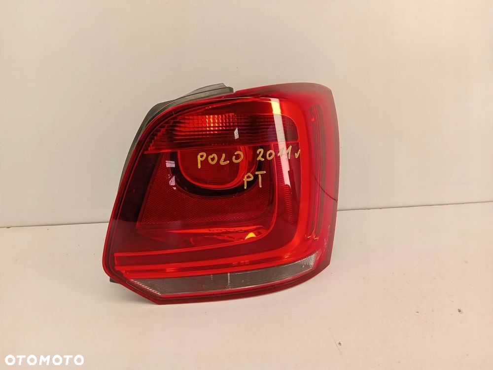 LAMPA PRAWA TYŁ TYLNA VW POLO 6R 09-14 - 4