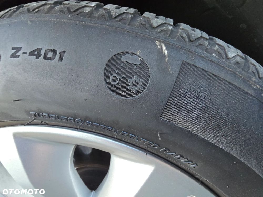 Ford Kuga - 7