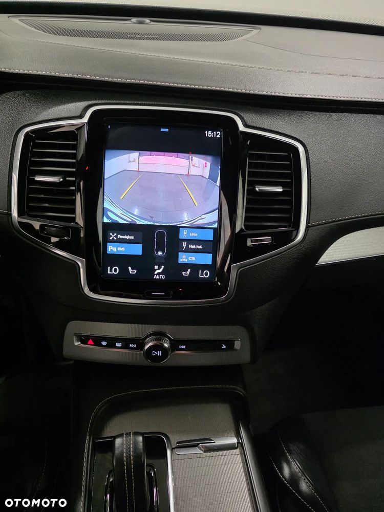 Volvo XC 90 D5 AWD R-Design - 10