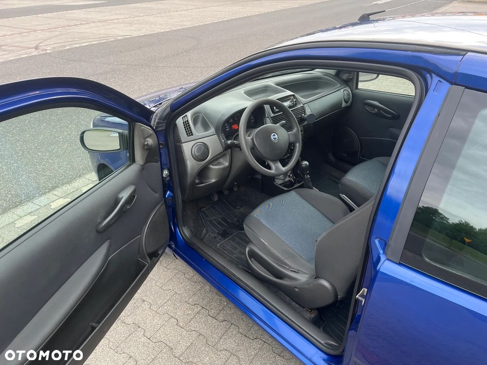 Fiat Punto 1.2 8V Classic - 11