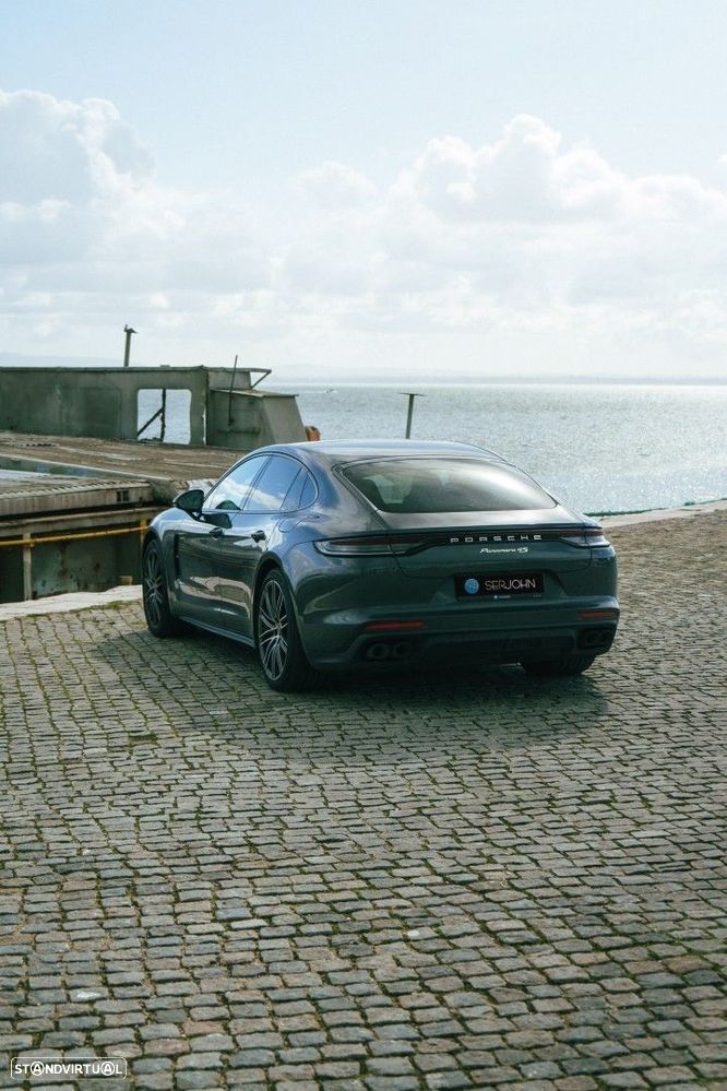 Porsche Panamera 4 E-Hybrid Executive - 10