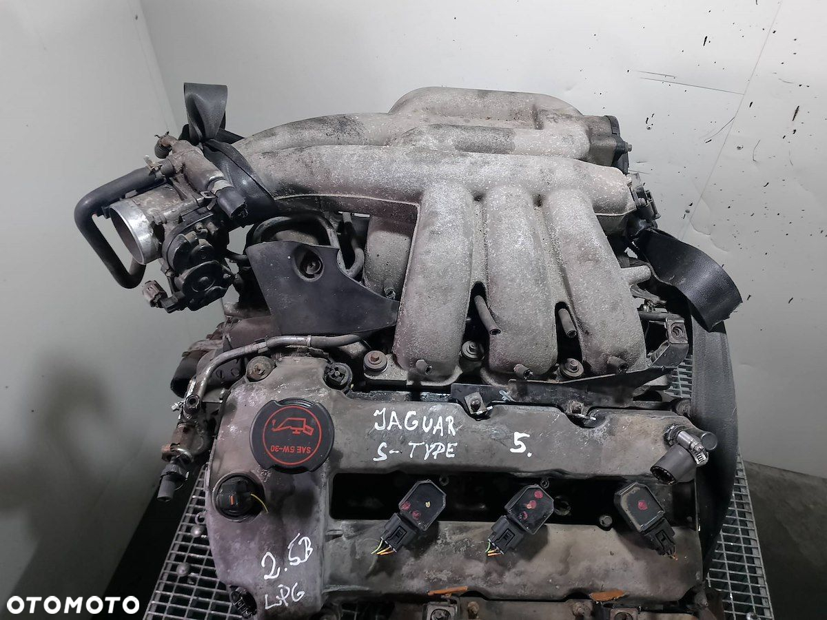 SILNIK JAGUAR S-TYPE 2.5 - 5
