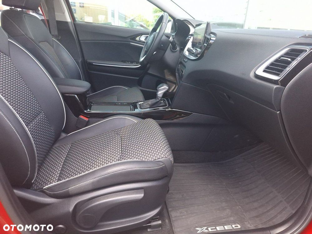 Kia XCeed 1.5 T-GDI Business Line DCT - 28