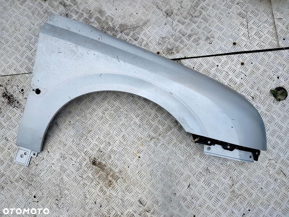 Zderzak przód błotnik prawy Vectra c przed lift srebrny - 15