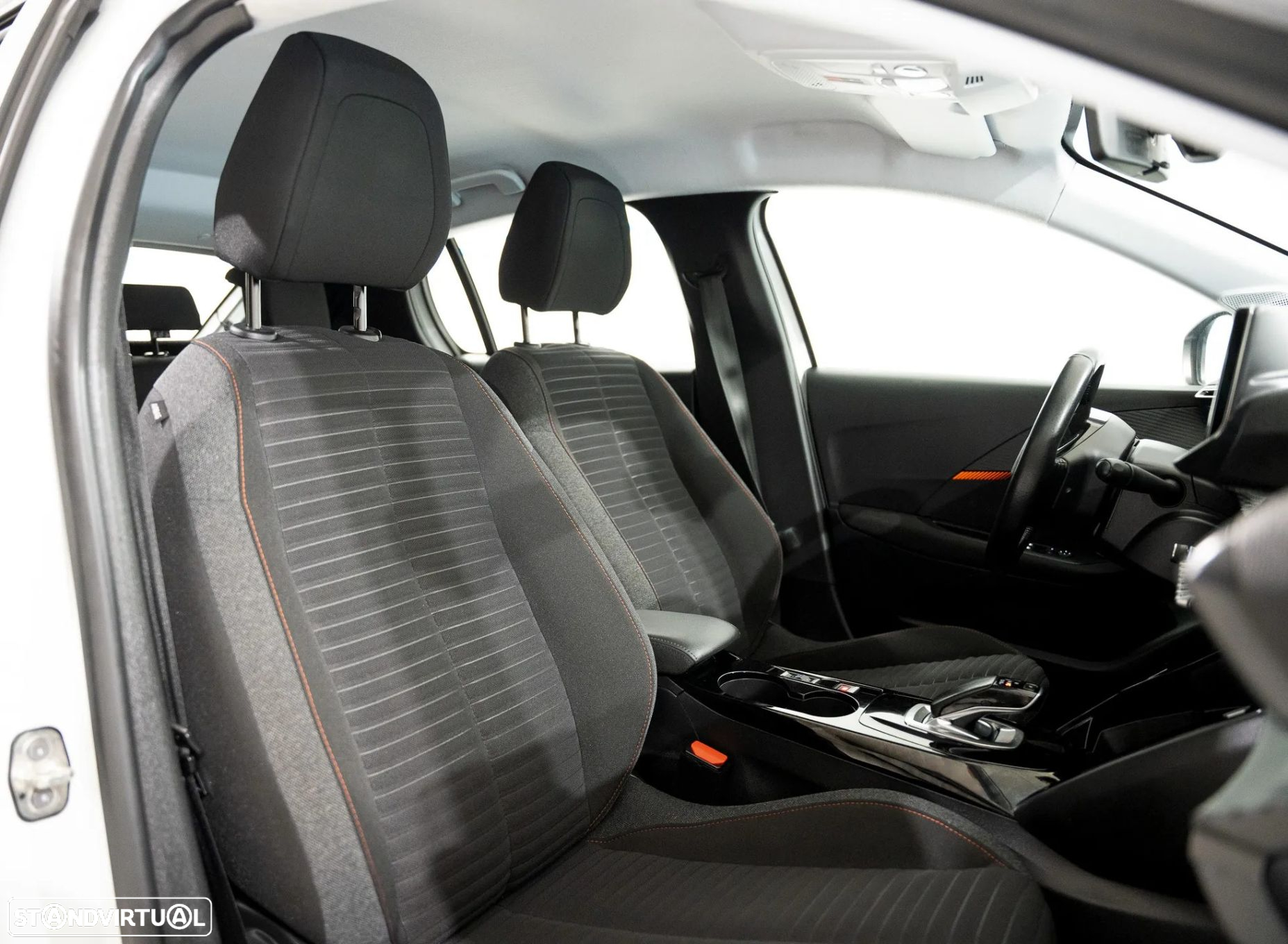 Peugeot e-208 50 kWh Active Pack - 10