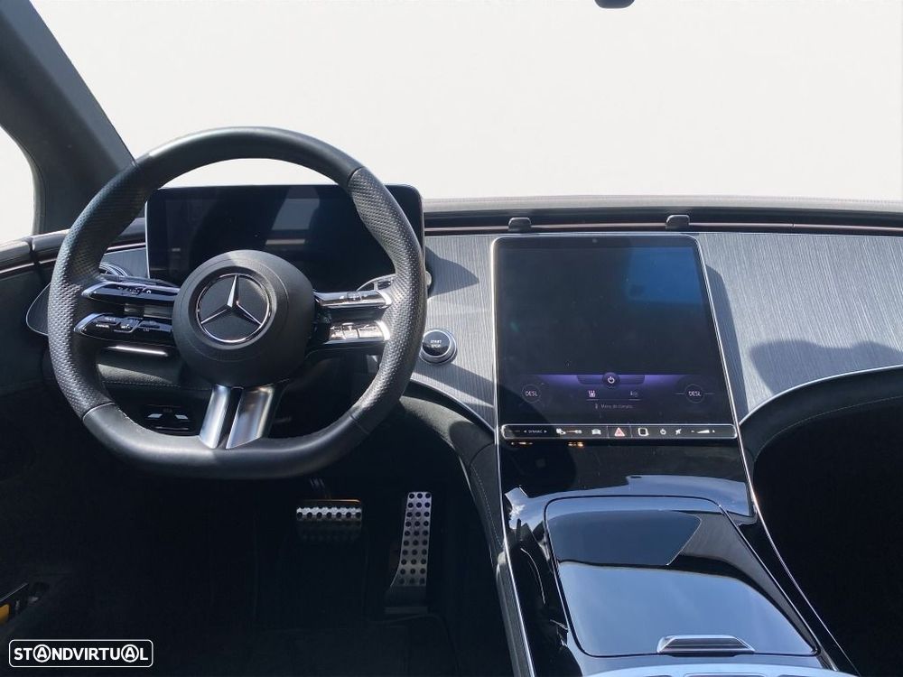 Mercedes-Benz EQE 350 - 11