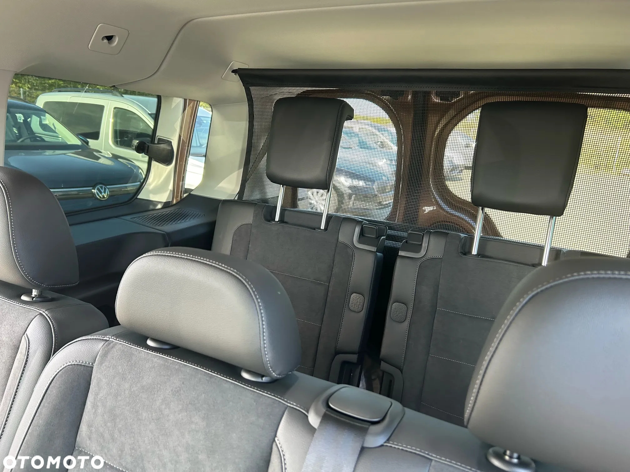 Volkswagen Caddy Maxi 2.0 TDI Style DSG - 10
