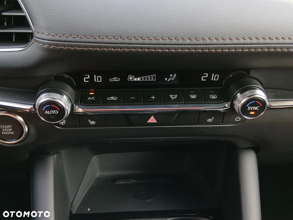 Mazda 3 2.0 mHEV Exclusive-Line - 9