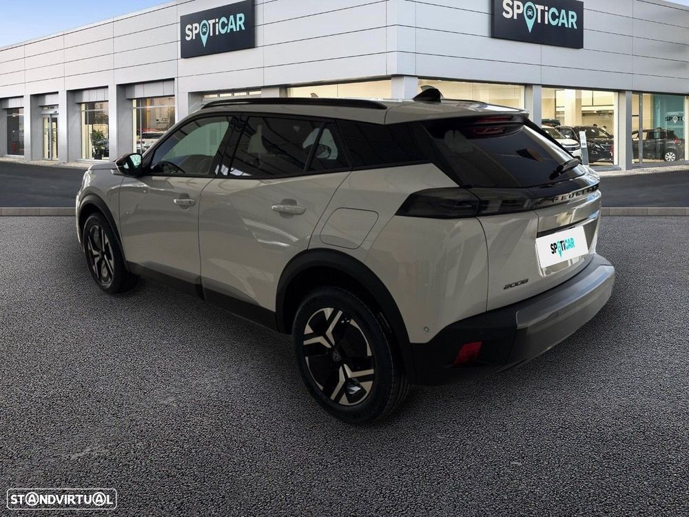 Peugeot 2008 1.2 PureTech Allure - 6